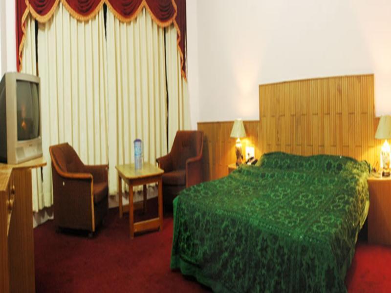 Hotel Satkar Residency Manāli Eksteriør billede